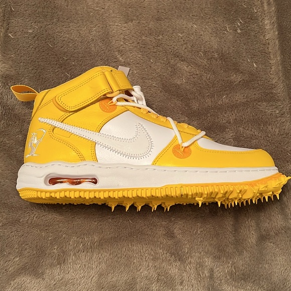 New mens size 10.5 NIKE OFF WHITE AIR FORCE 1 Limited Production. - Picture 7 of 13